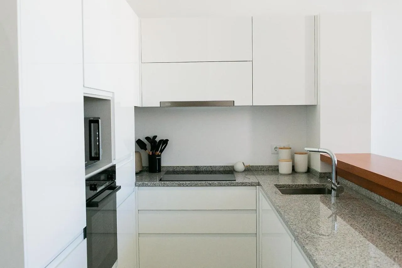 President Pais Apartment Faro 0*,